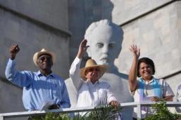 Presidió Raúl Castro acto por el Primero de Mayo